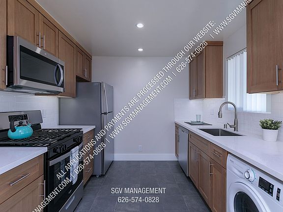 3rd image of 60 Auburn Ave APT H