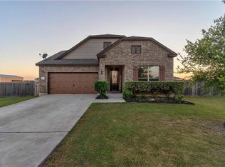 122 Brittany Ln, Bastrop, TX 78602