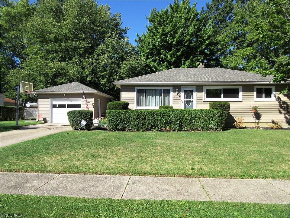 2nd image of 2404 Samira Rd