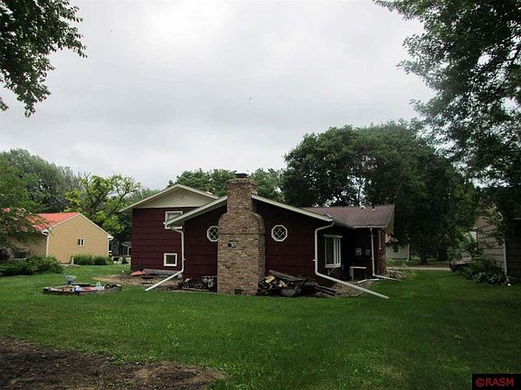 3rd image of 1008 7th St S