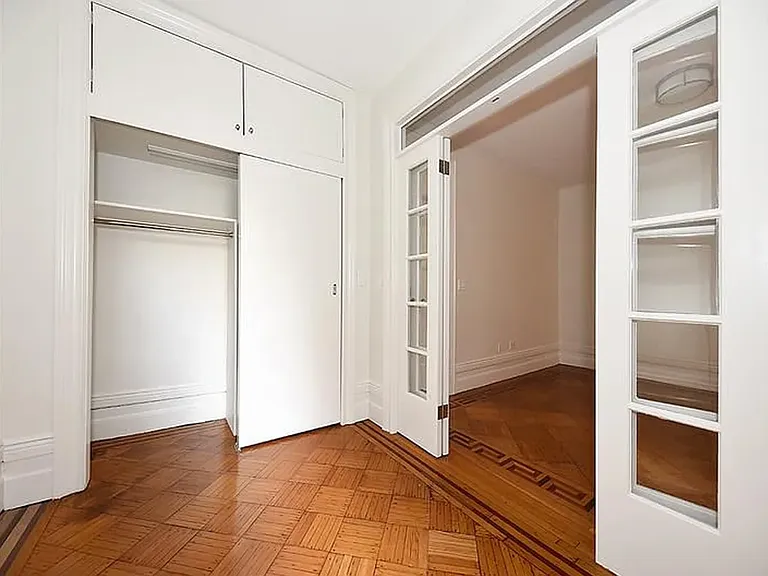 149 W 12th St #4-1 — Photo 6