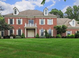 23 Ridge Rd, Green Brook, NJ 08812