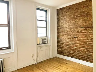 Rented by Platinum Properties