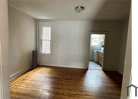 5th image of 431 W Courtland St