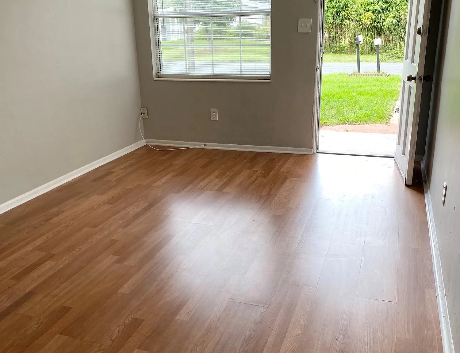 1 bed, 500 sqft, $1,100 — Photo 3