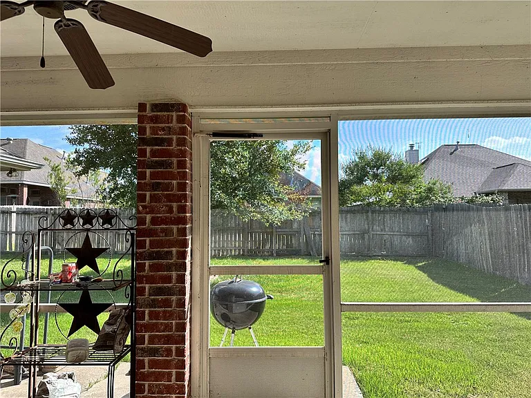 3908 Tournay Ln — Photo 14