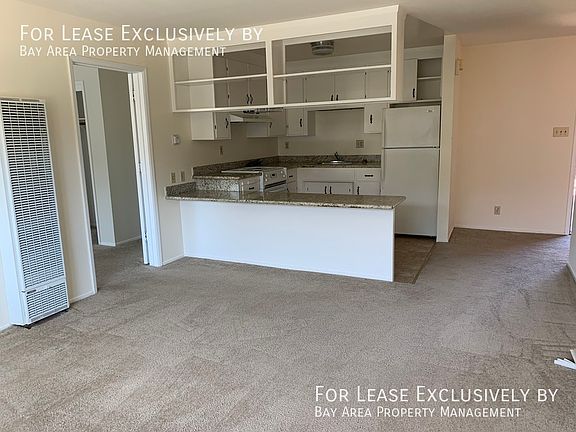 2nd image of 401 Walnut Ave #4