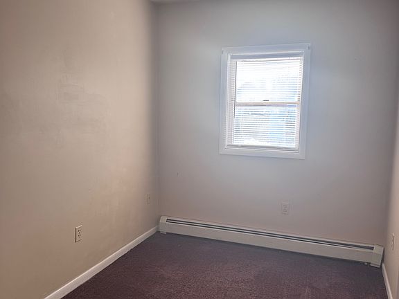 3rd image of 178 S Nesbitt St #C