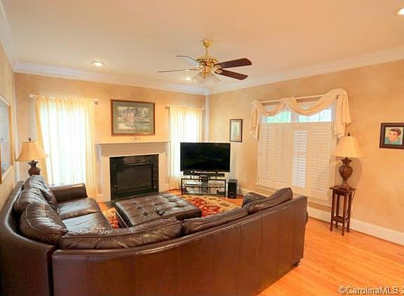 5th image of 3129 Greystoke Ct
