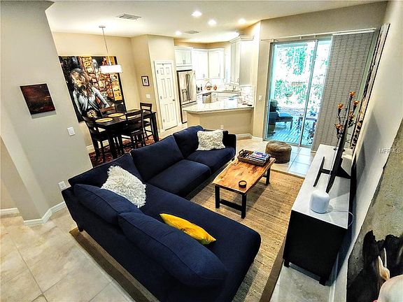 5th image of 1010 Vineyard Ln