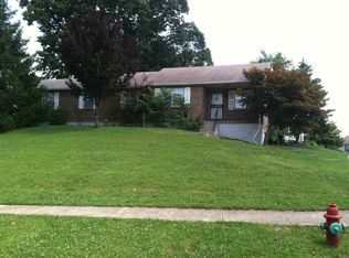 100 Conroe Dr, Radcliff, KY 40160