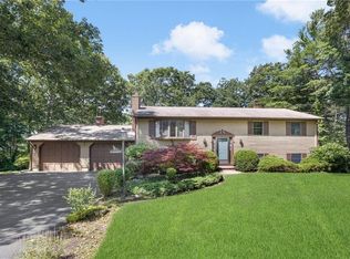 41 Inez Dr, North Kingstown, RI 02852