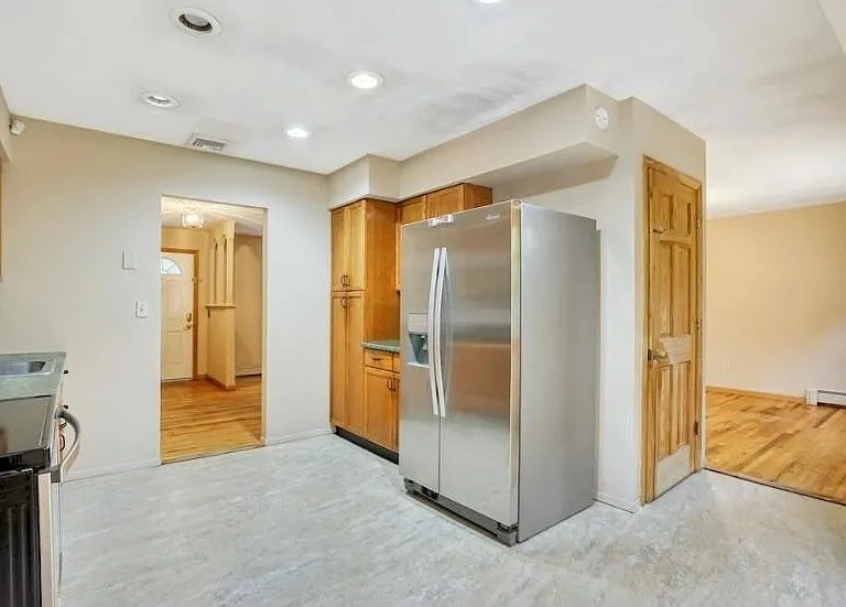 6 Willow St — Photo 10