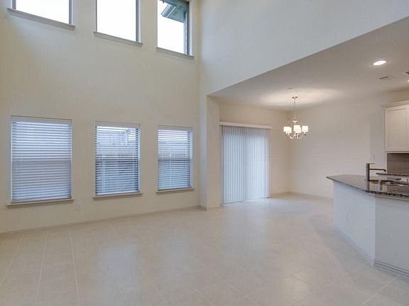 5th image of 2225 Caniesto St