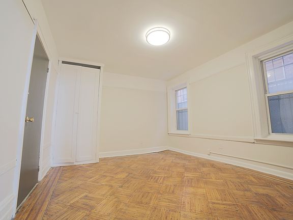 5th image of 952 E 156th St #1