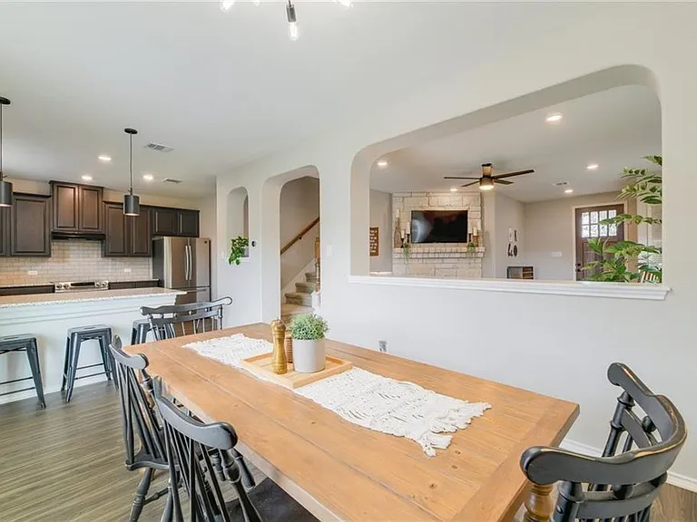 205 Tordesillas Dr — Photo 6