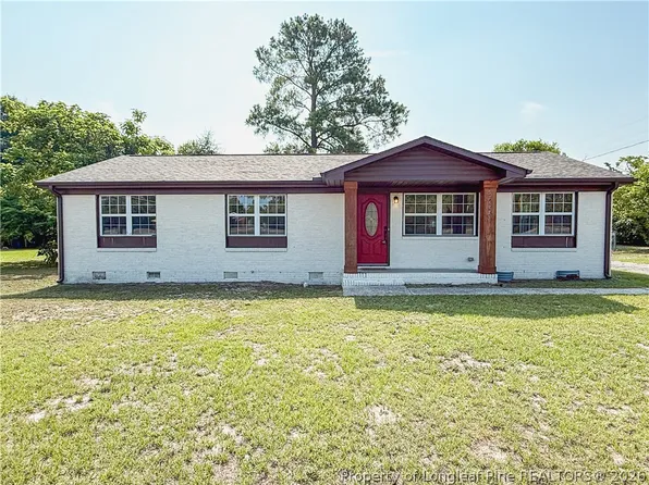 3269 Legion Rd, Hope Mills, NC 28348