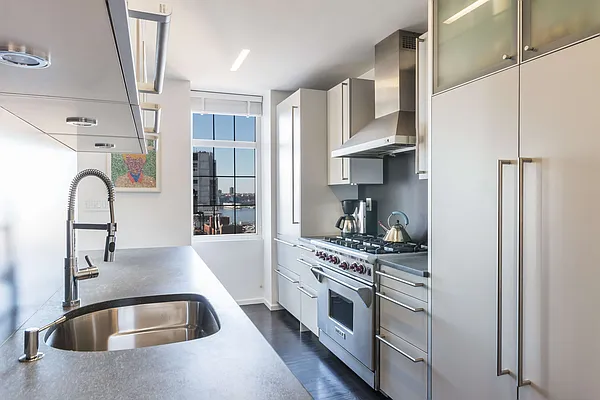 Sold by Brown Harris Stevens | media 4