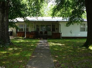104 N Olive St, Searcy, AR 72143