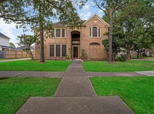 122 Crystal Reef Dr, League City, TX 77573