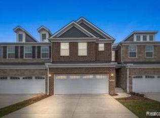 39965 Premier Dr, Plymouth, MI 48170