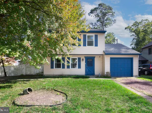 1 Woodvale Dr, Atco, NJ 08004