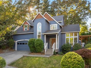 502 Dogwood Rd, Hood River, OR 97031
