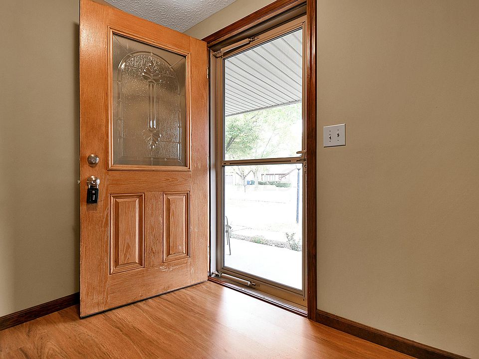 1st image of 8737 John John Ct