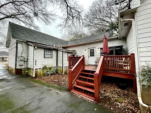 5th image of 923 Oconee St