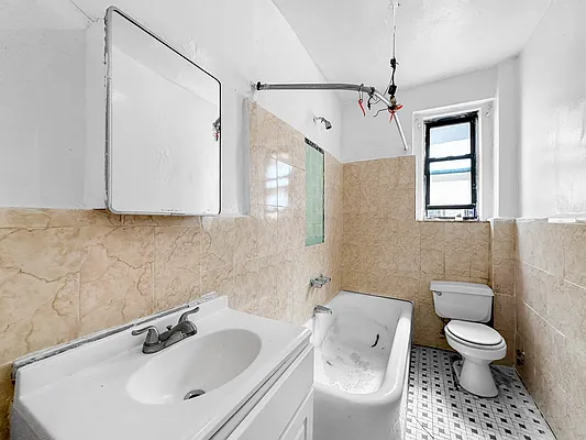 Rented by Skyward | media 12