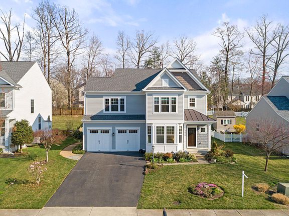 3rd image of 13025 Brierly Forest Ct