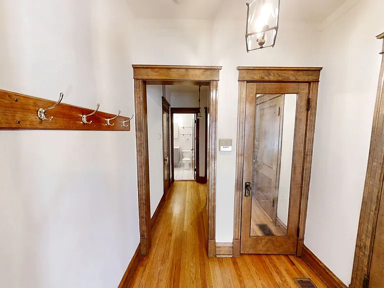 3759-61 N Lakewood Ave — Photo 7