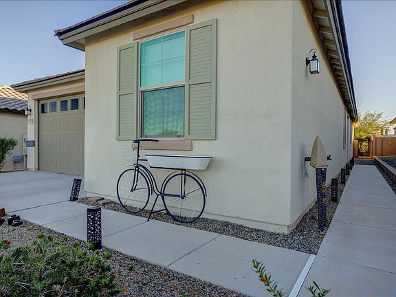 2nd image of 1003 W Calle Calca