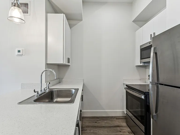 3001 Conti St #304 — Photo 20