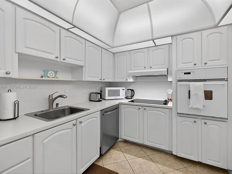 3801 S Ocean Dr #4R — Photo 23