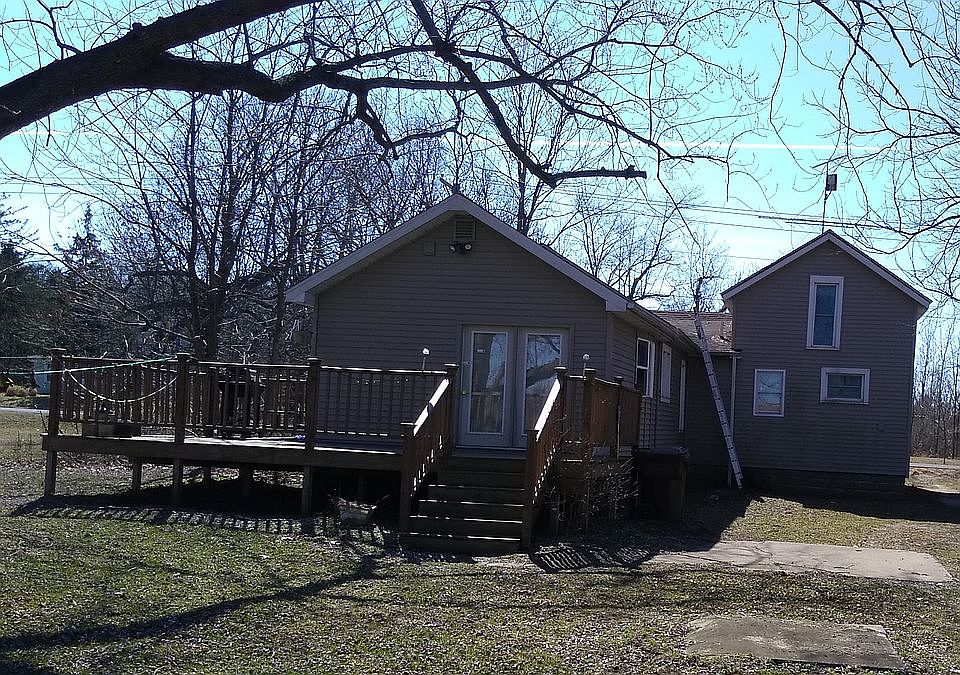 1.5 story remodeled home