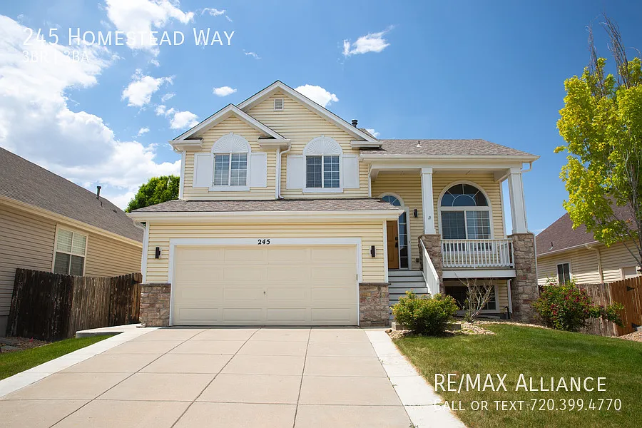 Spacious 3BR/3BA Home in a Quiet Neighborhood — Photo 1