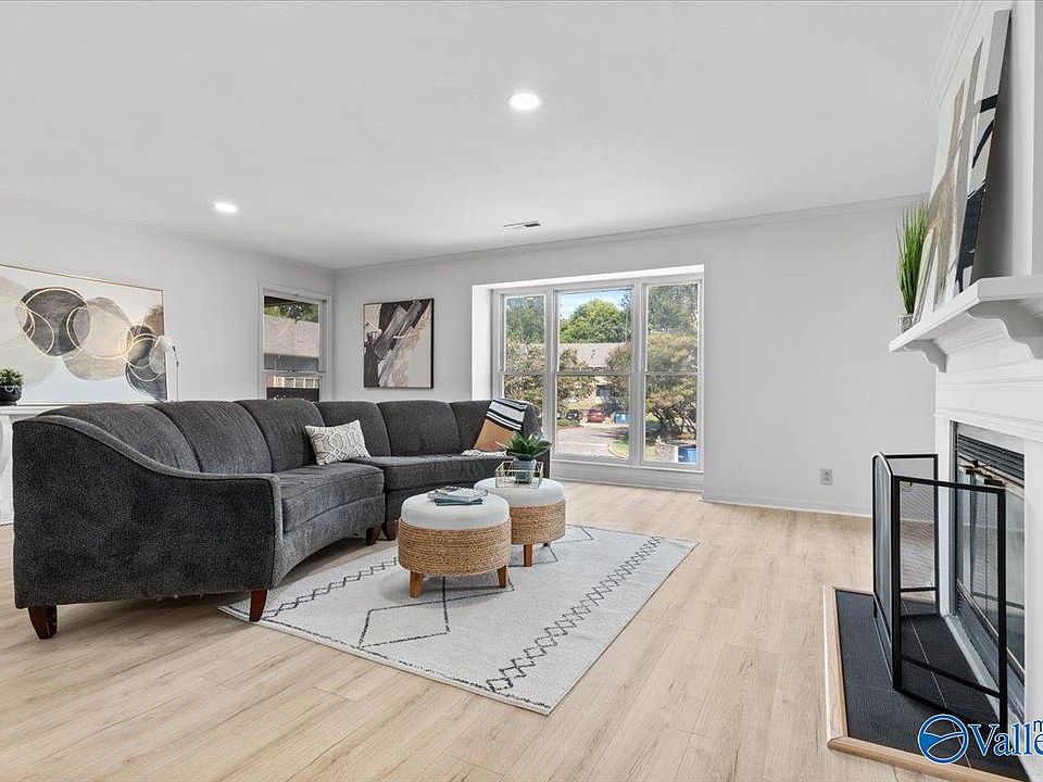 1st image of 5105 Seven Pine Cir #6