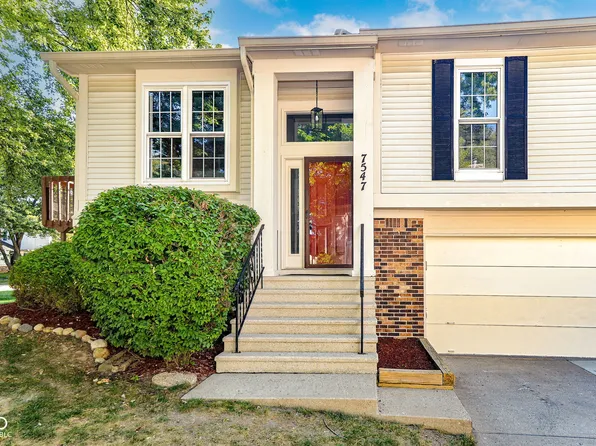 7547 Prairie Lake Dr, Indianapolis, IN 46256