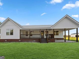 1335 Clifford Loop, Blackshear, GA 31516