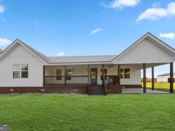 1335 Clifford Loop, Blackshear, GA 31516