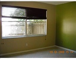3rd image of 3015 Bloomsbury Dr