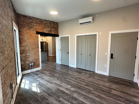 4th image of 400 River St #2A