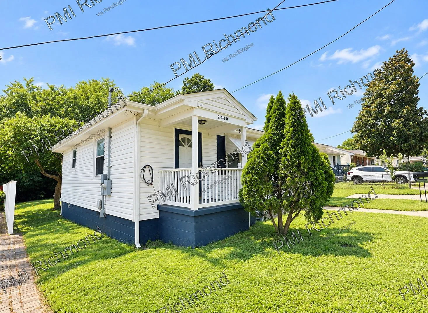 3 bed, 1.0 bath, 1102 sqft, $1,595 — Photo 2