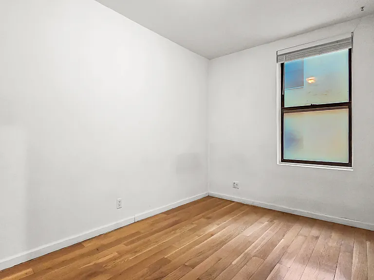 652 W 160th St #3G — Photo 8