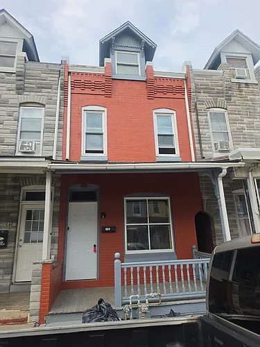 650 Gordon St Photo 1