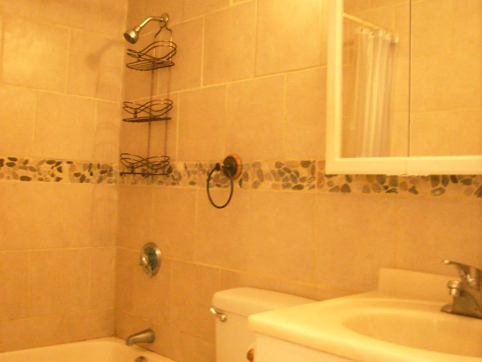 2 bed, 780 sqft, $2,500 — Photo 3