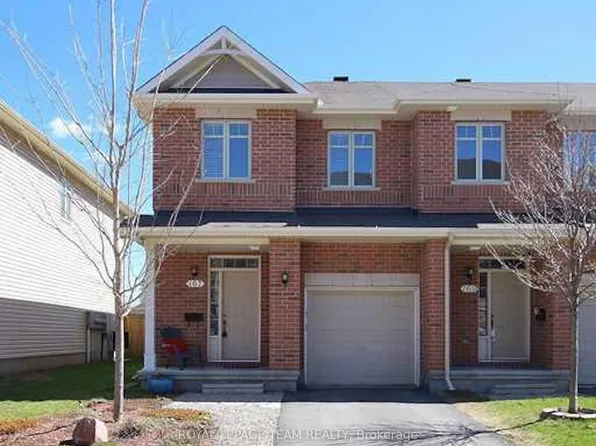 167 Hornchurch Ln, Ottawa, ON K2J 0J9