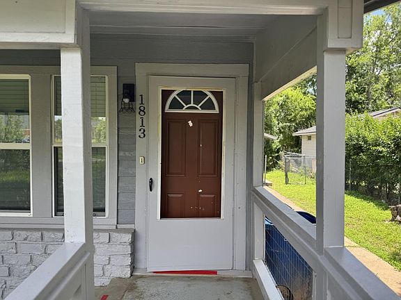 2nd image of 1813 Rhodes Rd