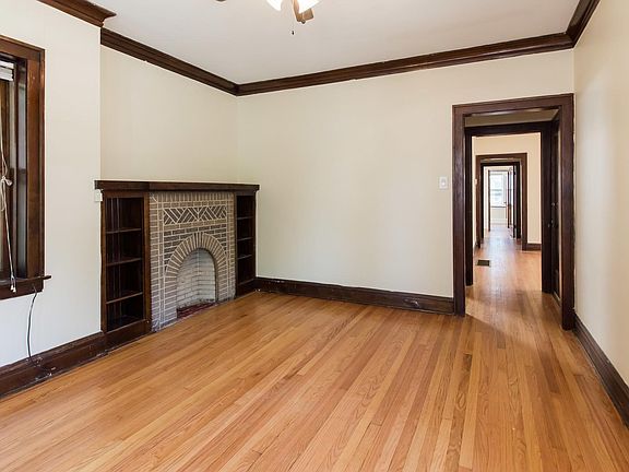 2nd image of 2823 N Albany Ave APT 2